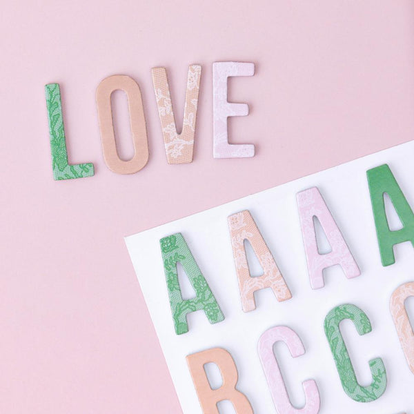 Maggie Holmes - Parasol - Amour Alpha Thickers