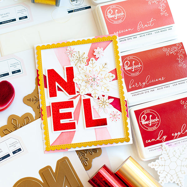 Pinkfresh Studio - Snowflakes Background Die